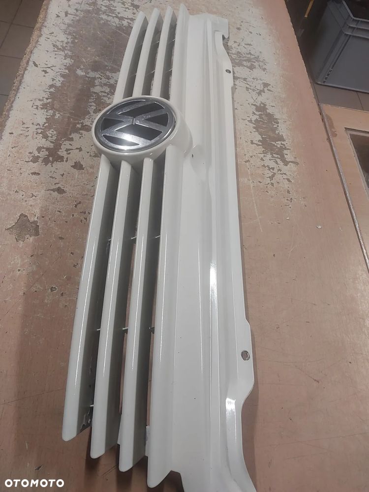 ATRAPA CHŁODNICY VW T4 LIFT - 6