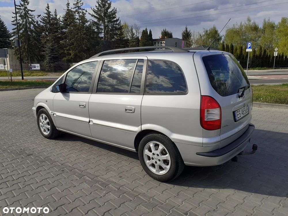 Opel Zafira 1.8 16V Elegance - 6