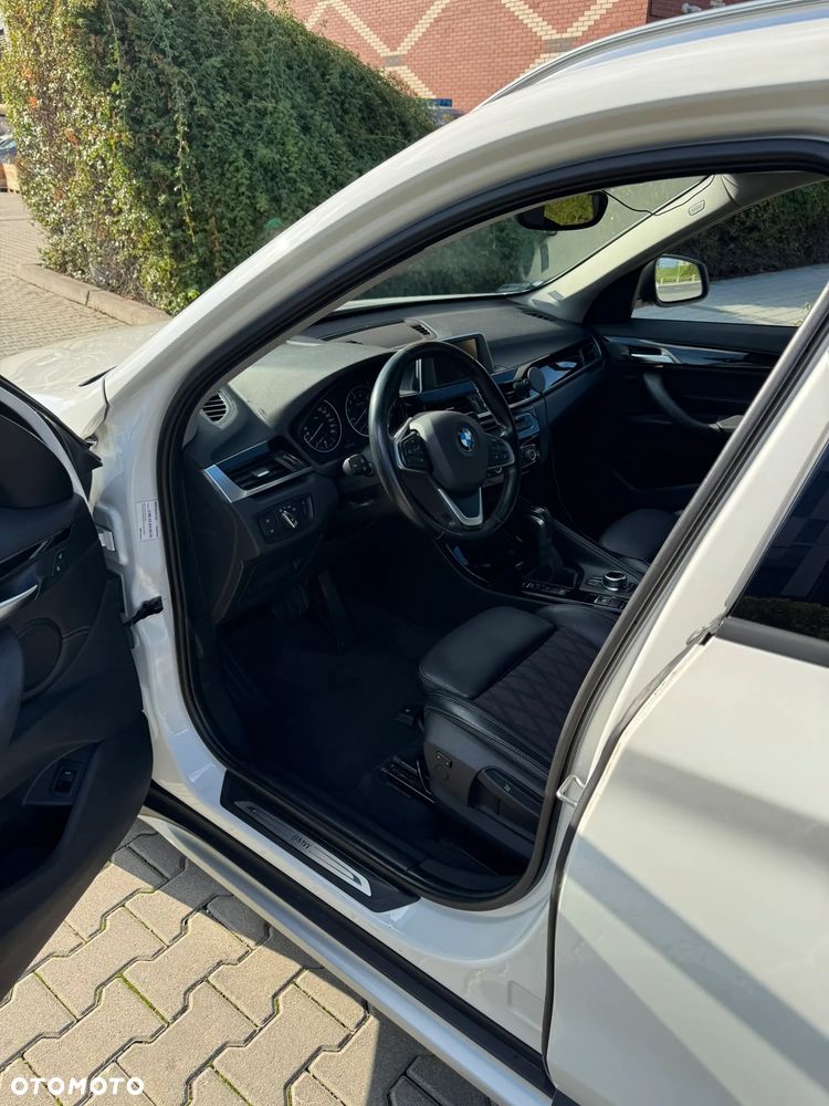 BMW X1 xDrive20i xLine - 11