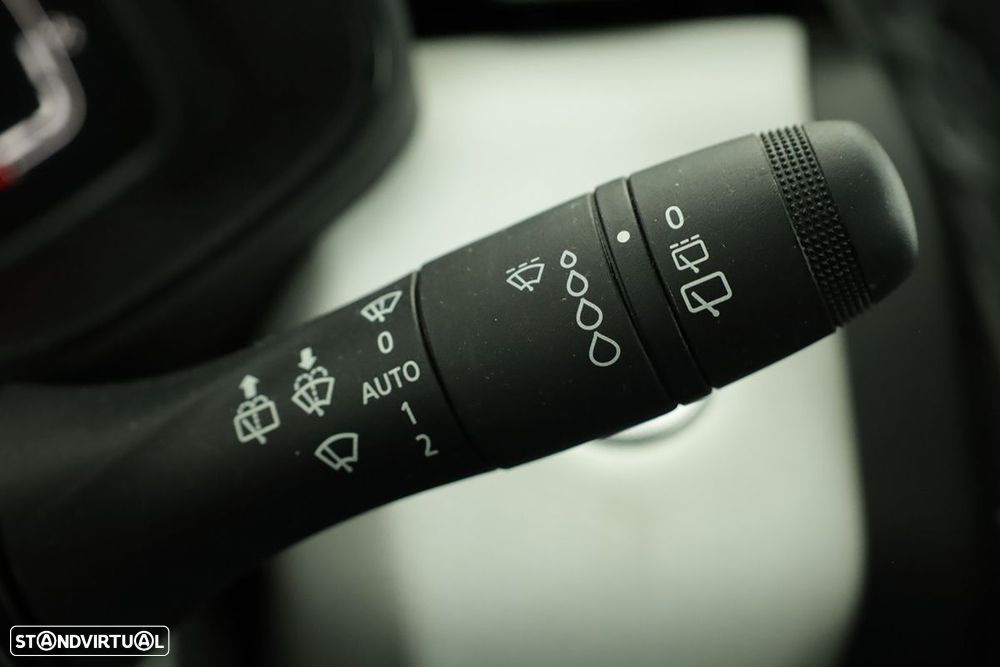 Renault Clio 1.0 TCe Techno CVT - 18