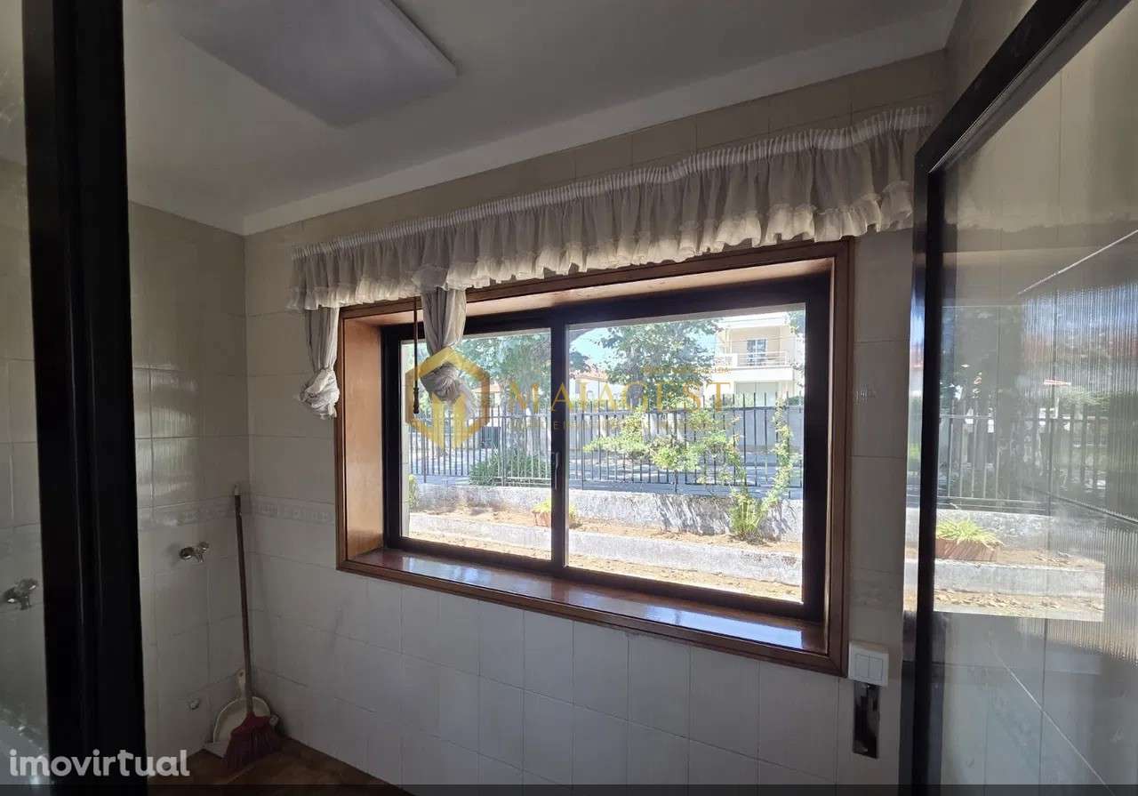 Apartamento T2 Renovado e Mobilado a 10 Minutos da Praia de Francelos - Grande imagem: 5/14