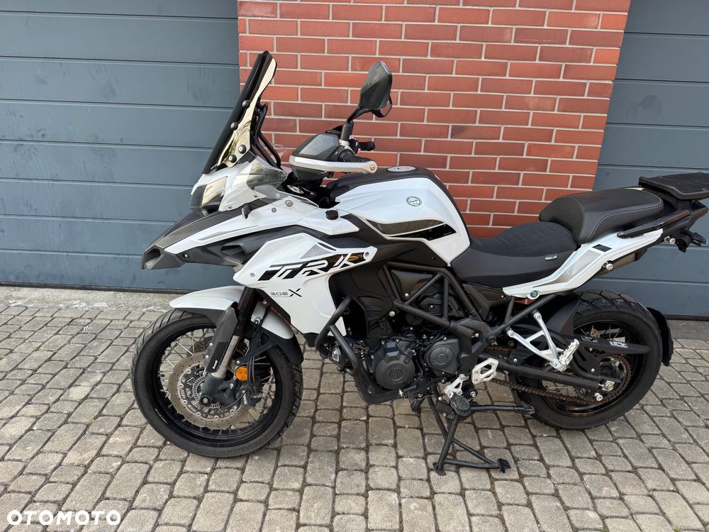 Benelli TRK 502X - 10