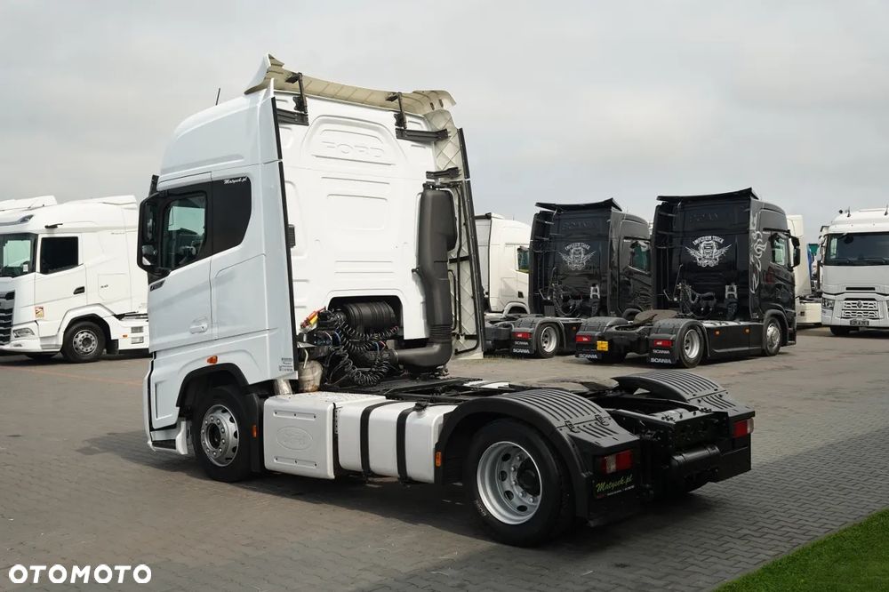 Ford F-MAX 500 / MEGA / LOW DECK / KLIMATYZACJA POSTOJOWA / BOGATE WYPOSAŻENIE / EURO 6 - 8