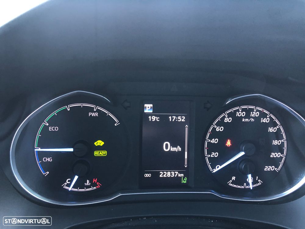 Toyota Yaris 1.5 HSD Comfort - 17