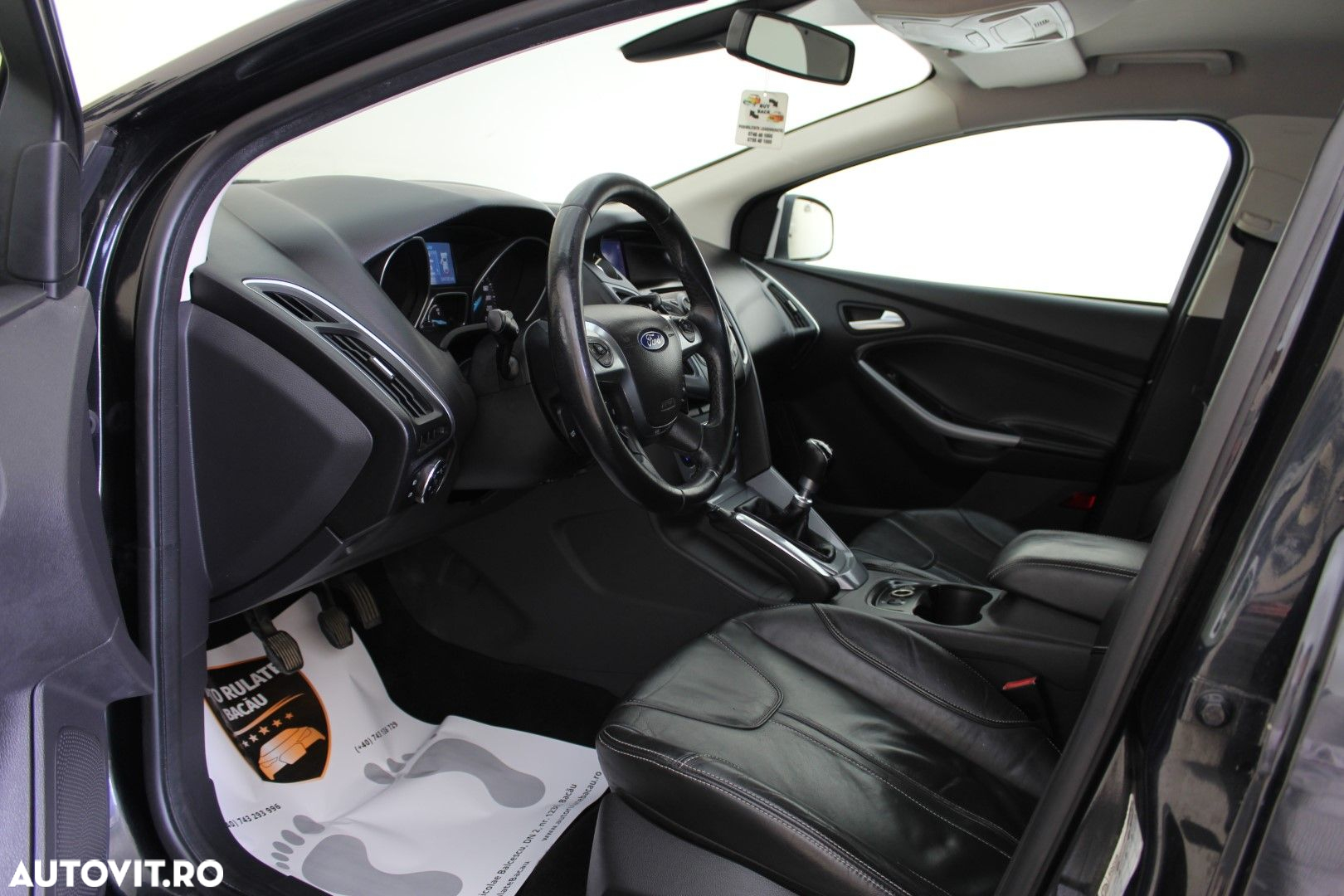 Ford Focus - 12