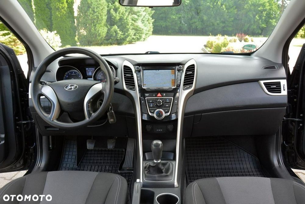 Hyundai i30 1.4 Comfort - 24