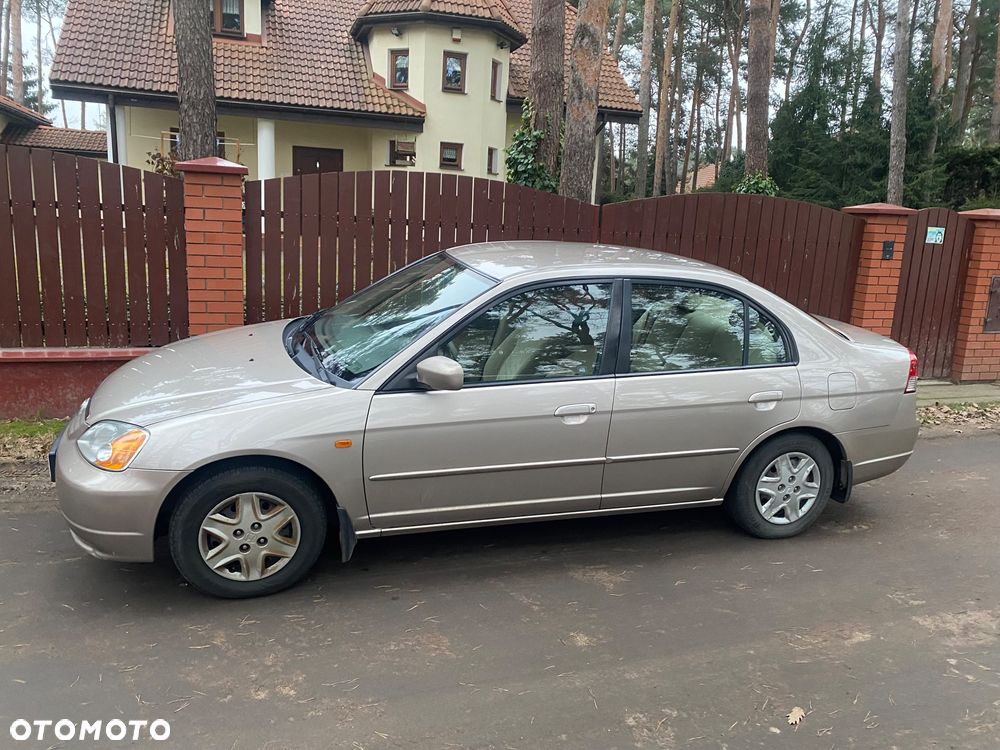 Honda Civic 1.6i ES - 2