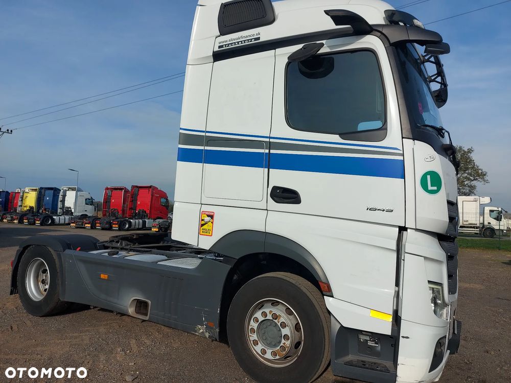 Mercedes-Benz MP-5-1845 - 2