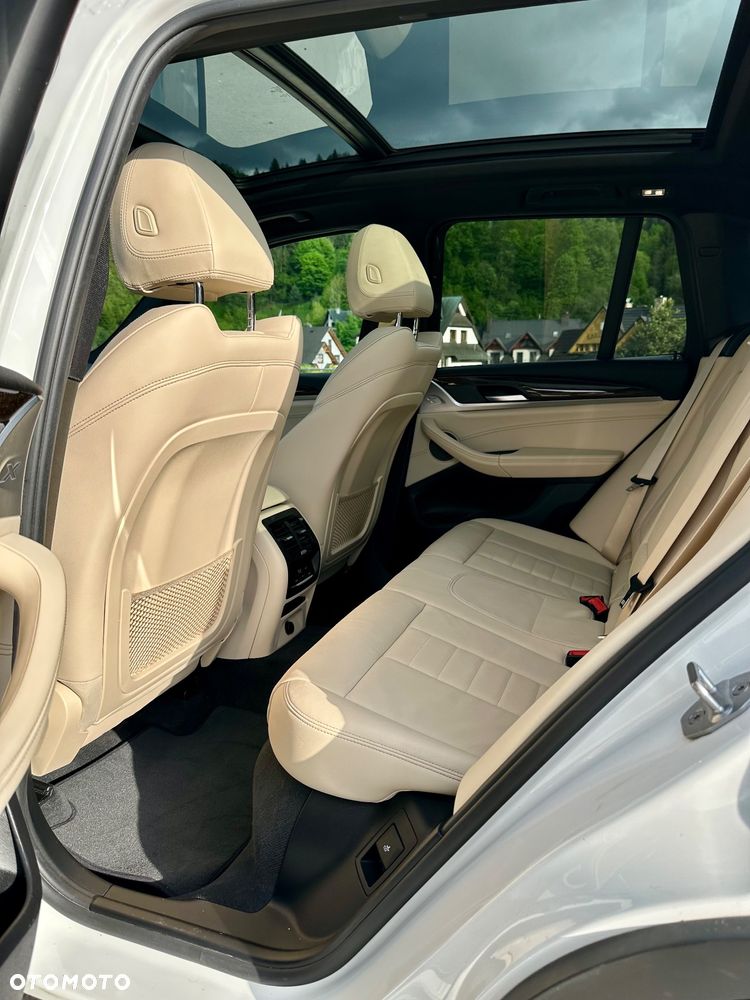 BMW X3 xDrive30i xLine - 17