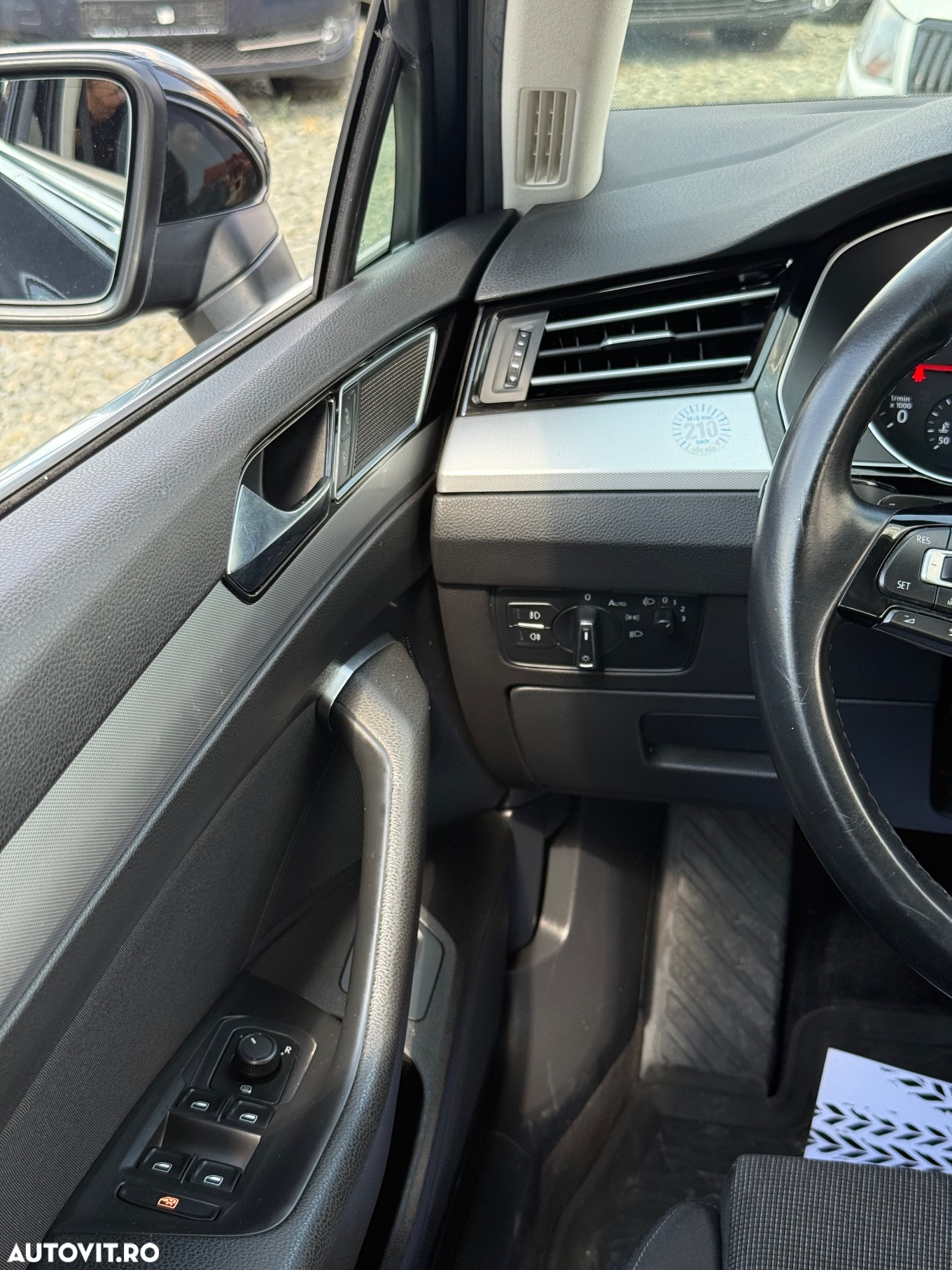 Volkswagen Passat Variant 2.0 TDI DSG Comfortline - 19