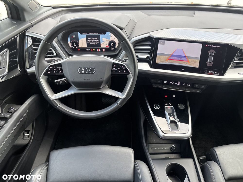 Audi Q4 e-tron - 11