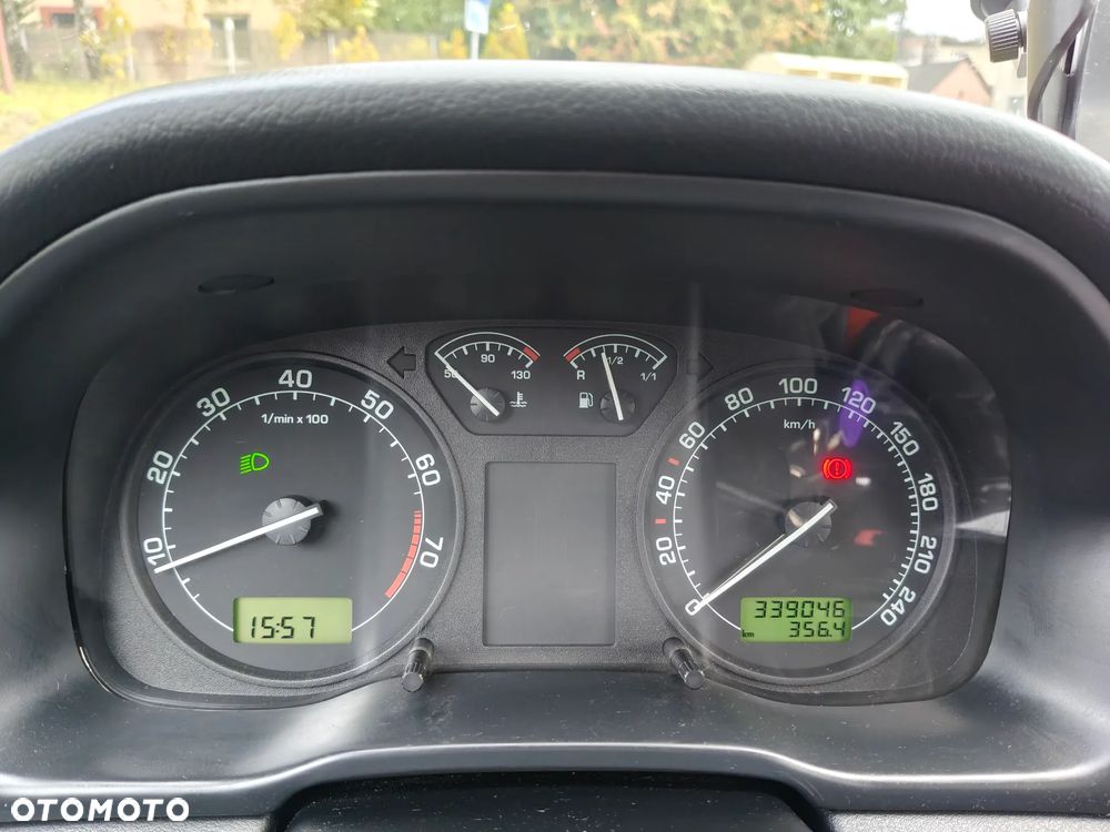 Skoda Octavia 2.0 Ambiente - 22