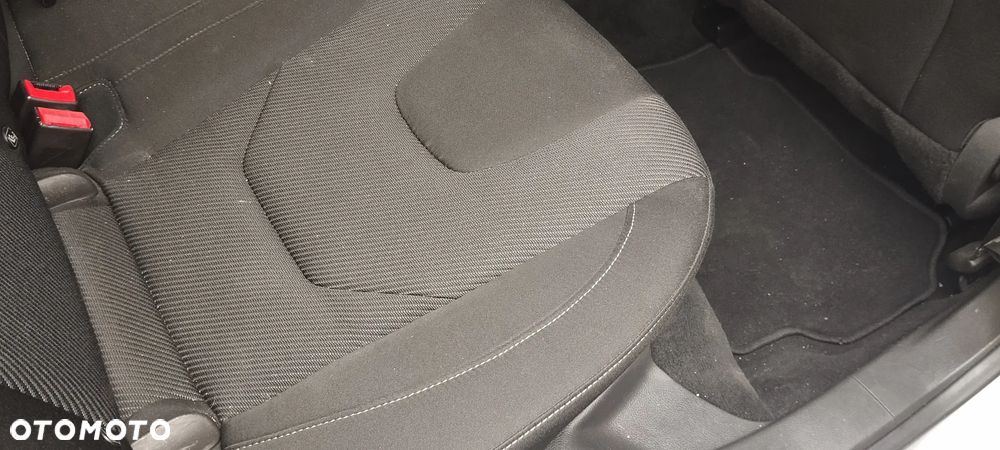 Ford Mondeo 1.5 TDCi ECOnetic Start-Stopp Titanium - 27