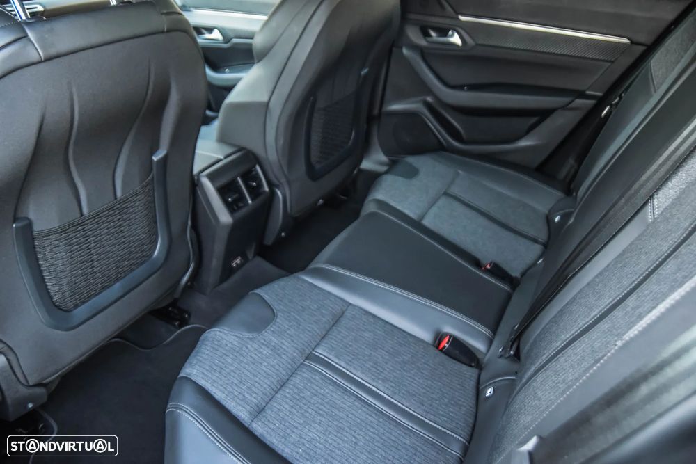Peugeot 508 1.6 Hybrid Allure Pack e-EAT8 - 14