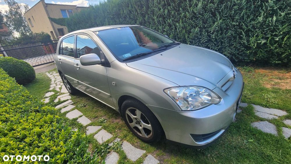 Toyota Corolla 1.4 VVT-i Dynamic - 9