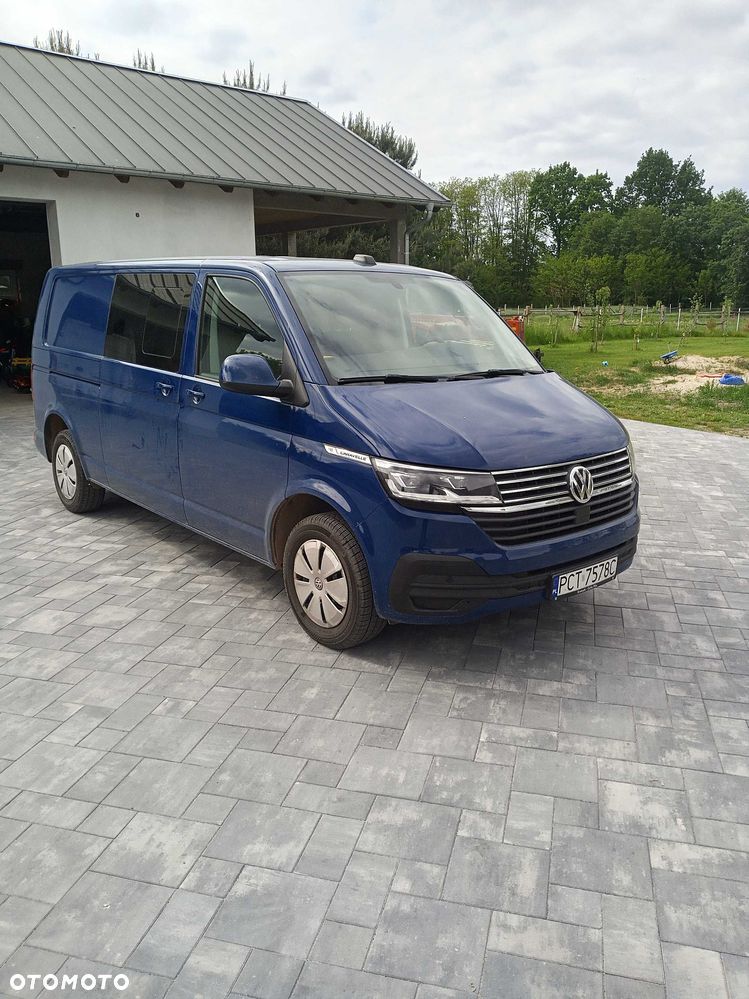 Volkswagen Transporter - 1