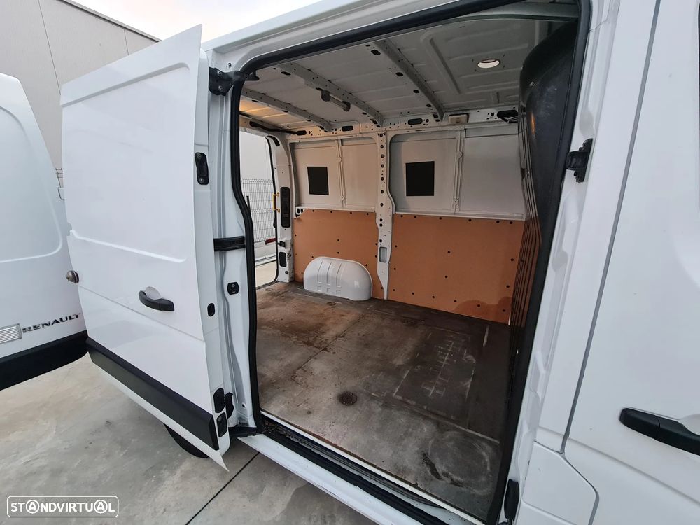 Renault Master 2.3Dci L1H1 *Ac/ Sensores/ com IVA DEDUTÍVEL - 40