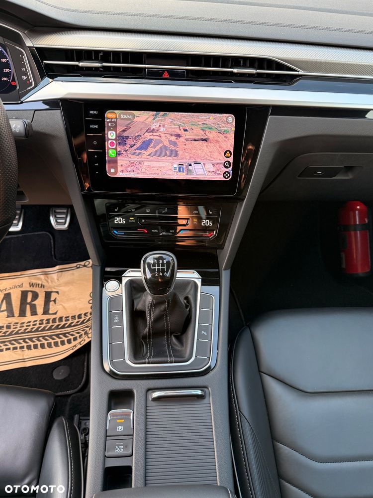 Volkswagen Arteon 2.0 TDI SCR R-Line - 29