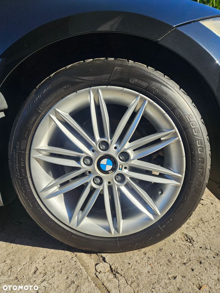 BMW Seria 1 116i - 26