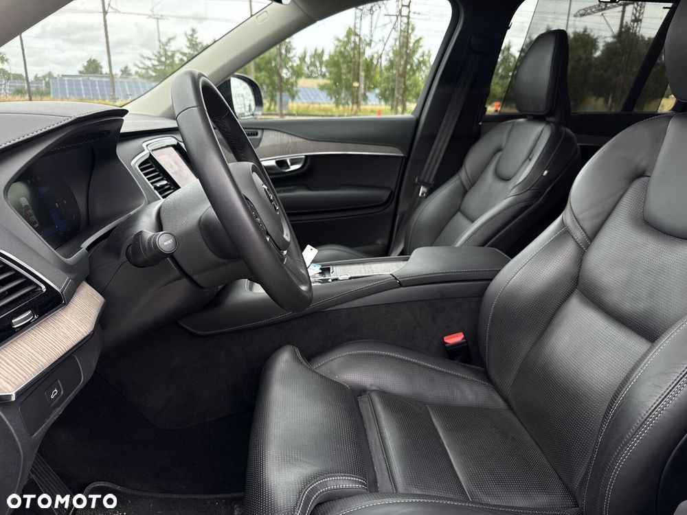 Volvo XC 90 B5 D AWD Plus Dark - 11