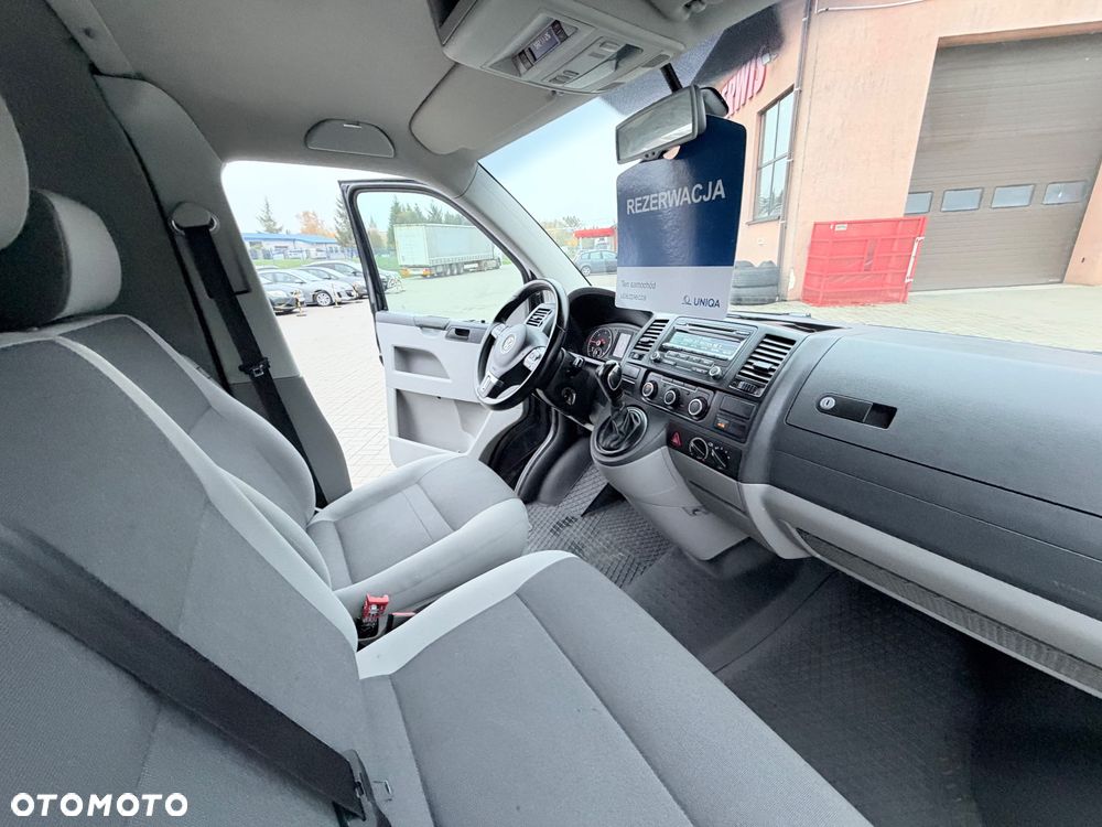 Volkswagen Transporter - 25