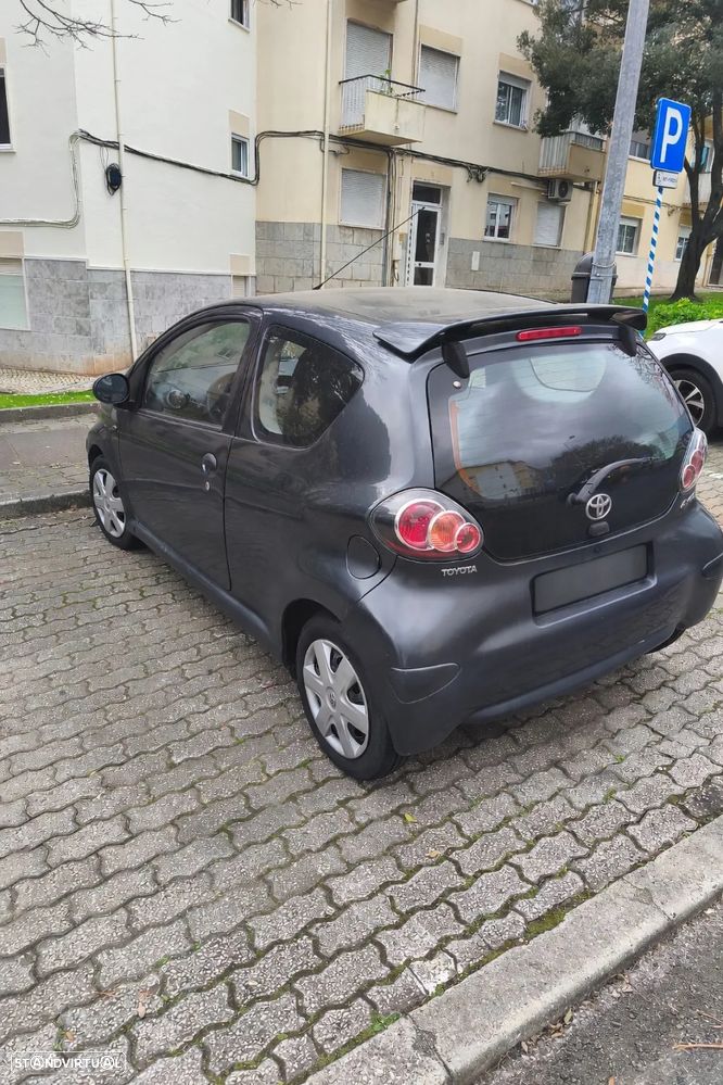 Toyota Aygo 1.0 - 1
