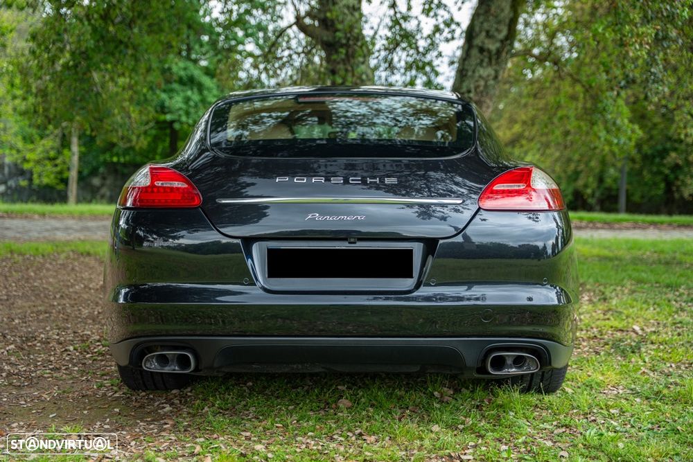 Porsche Panamera 3.0 V6 - 3