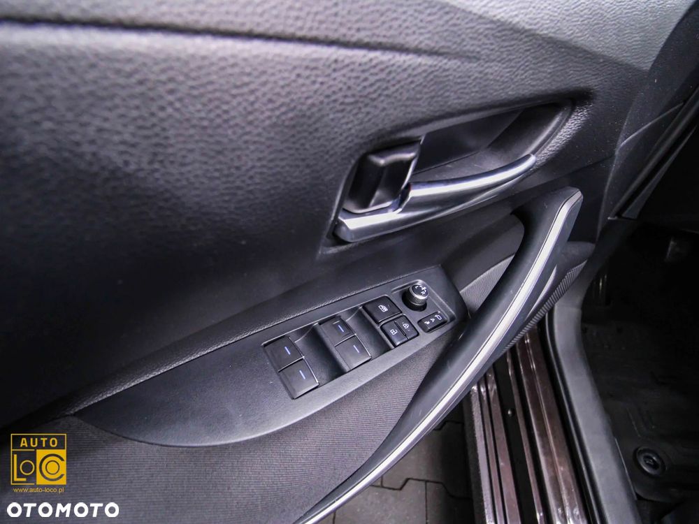Toyota Corolla 1.6 Comfort - 26