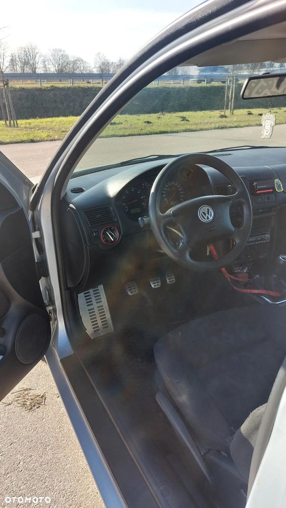 Volkswagen Golf 1.6 Basis - 8