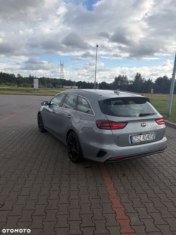 Kia Ceed 1.5 T-GDI M DCT - 4