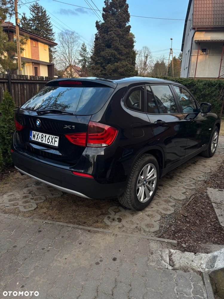 BMW X1 sDrive18d - 9