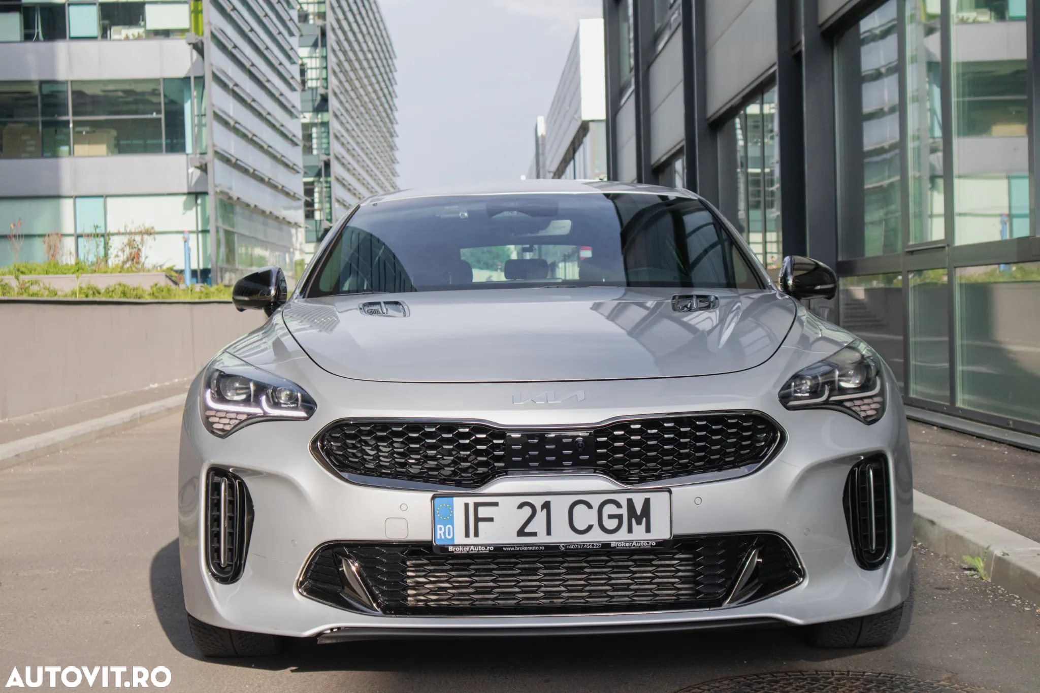 Kia Stinger 3.3 T-GDI 8AT AWD GT - 15