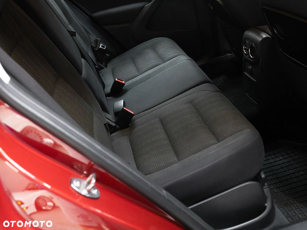 Volkswagen Tiguan - 14