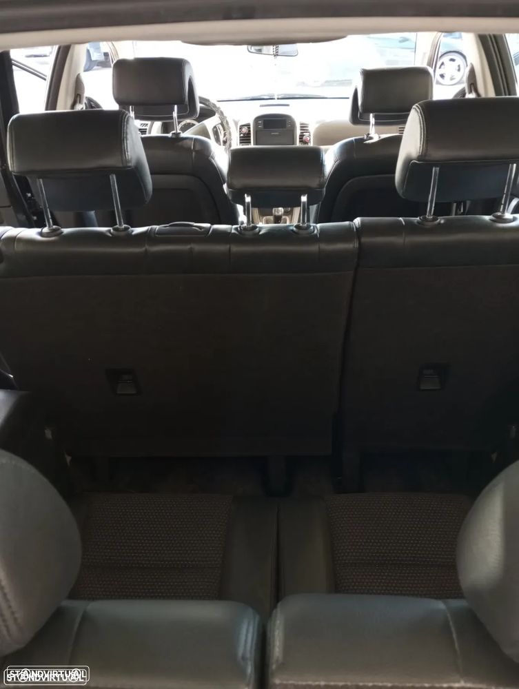 Chevrolet Captiva 2.0 VCDi Seven 7L - 3