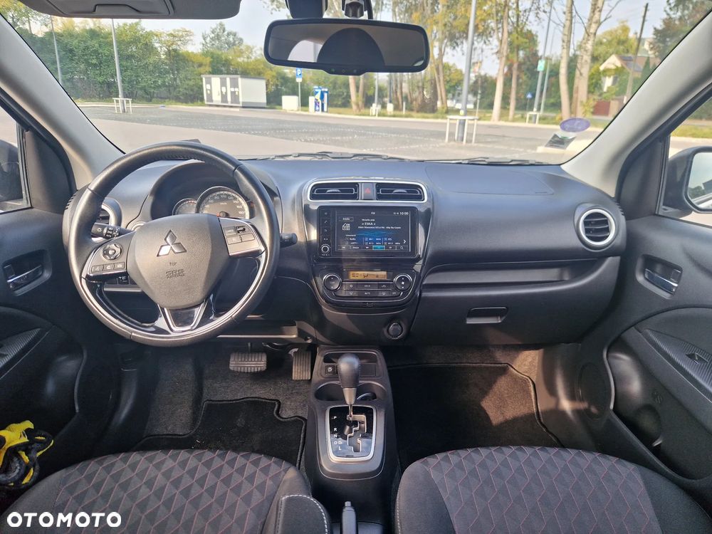 Mitsubishi Space Star 1.2 AS&G Instyle CVT - 7