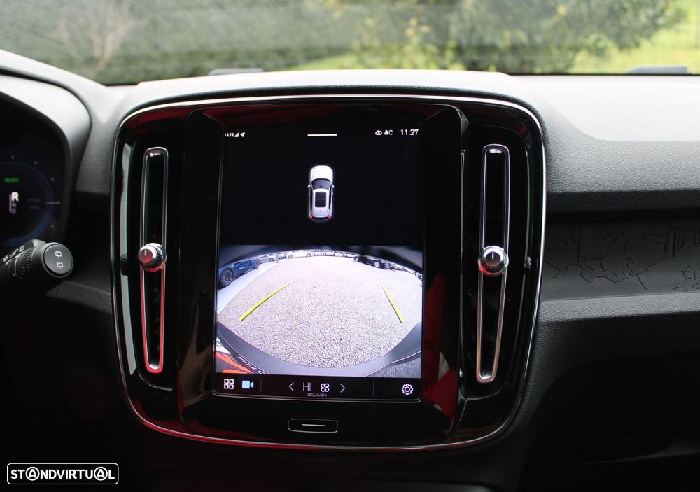 Volvo XC 40 Recharge Core - 26