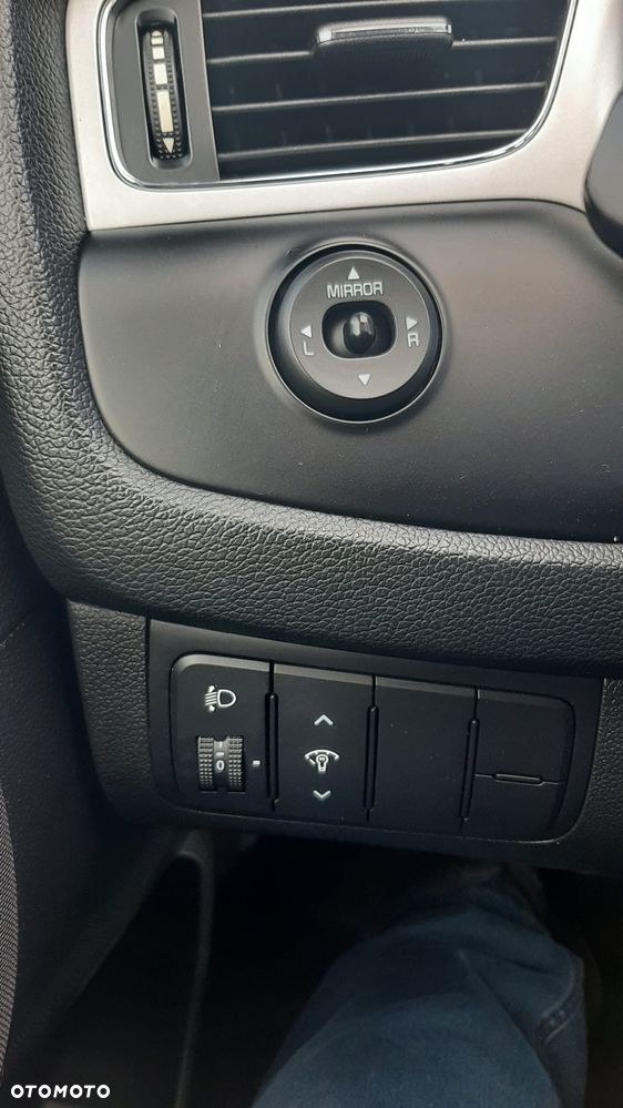 Kia Ceed 1.6 GDI Spirit - 19