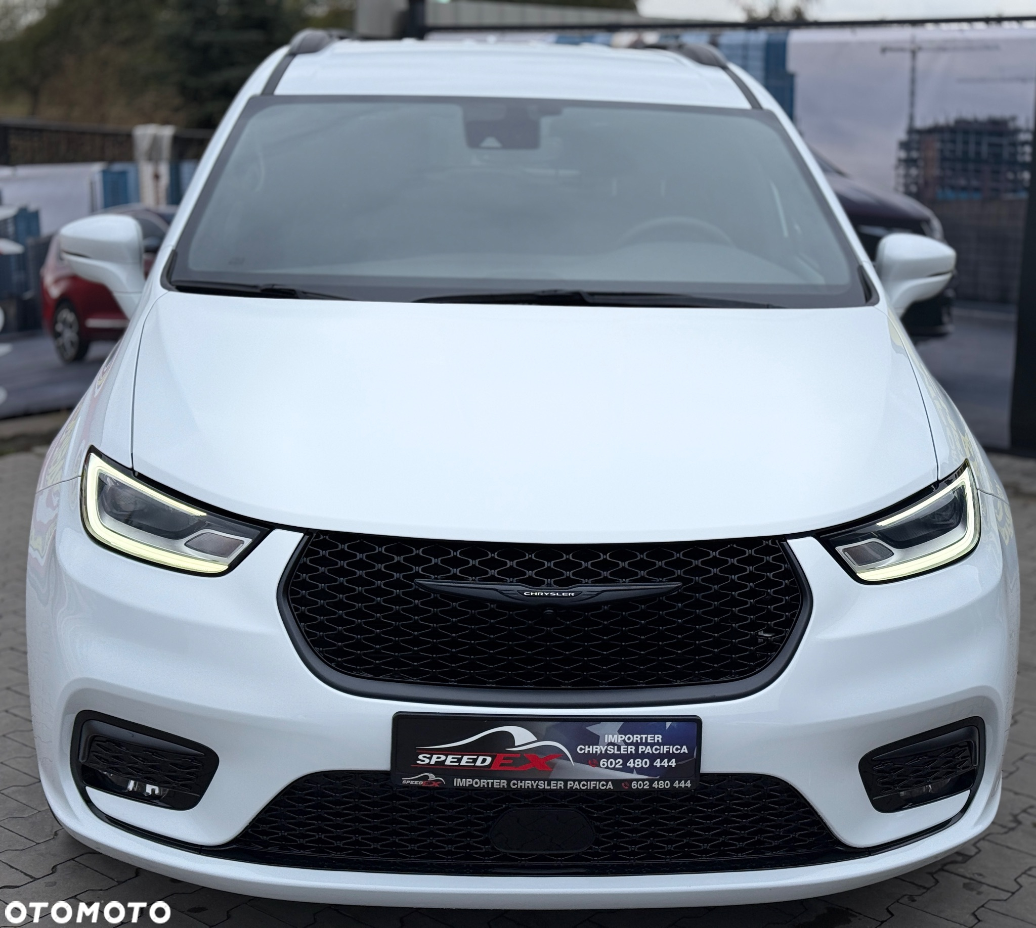 Chrysler Pacifica - 6