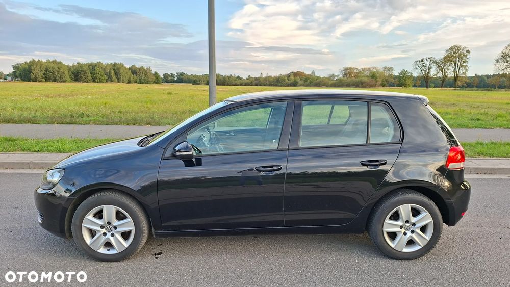 Volkswagen Golf - 10