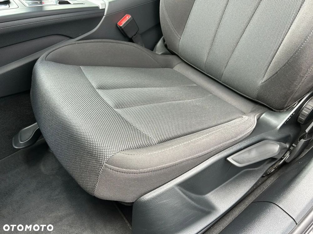 Audi A4 Limousine 35 TFSI S tronic - 19