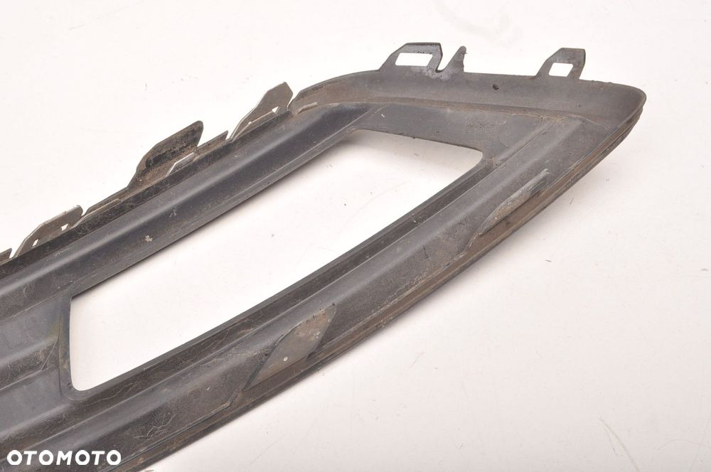 FORD FOCUS MK3 LIFT RAMKA KRATKA HALOGENU LEWA F1EB-15A299-B - 6