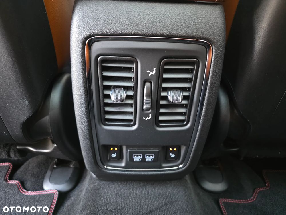 Jeep Grand Cherokee 6.4 V8 SRT8 - 25