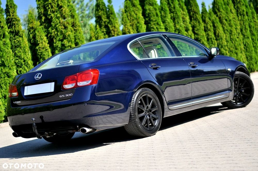 Lexus GS 300 Prestige + - 4