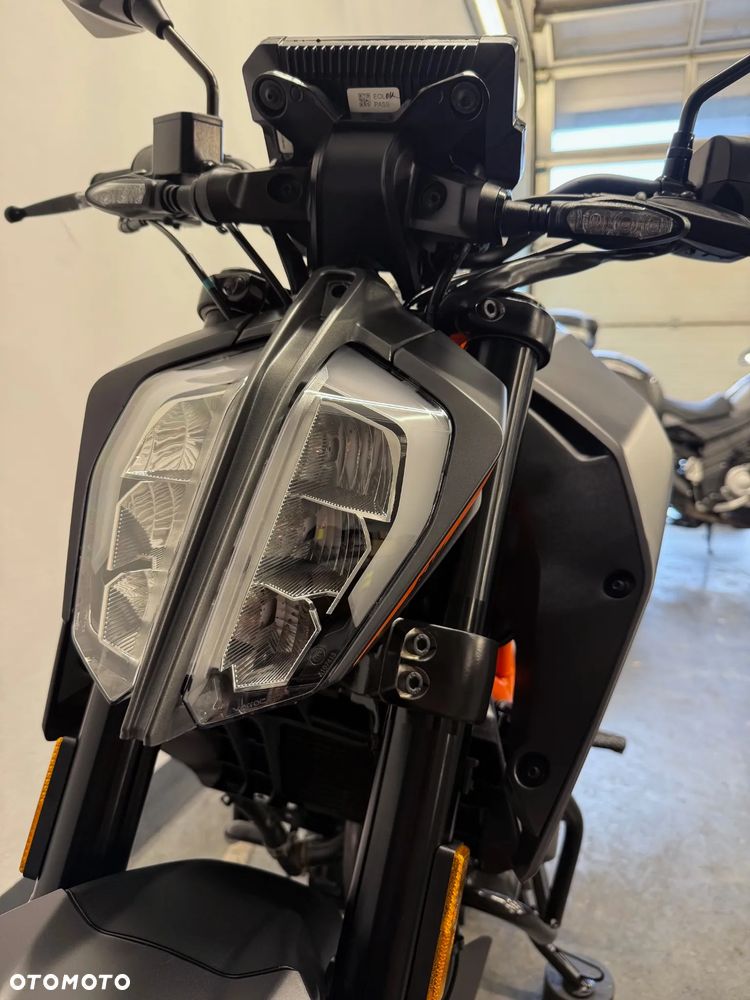 KTM Duke 125 - 20