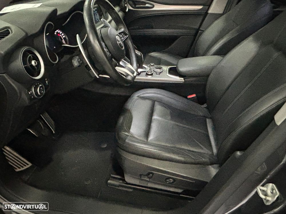 Alfa Romeo Stelvio 2.2 D Sprint AT8 - 10