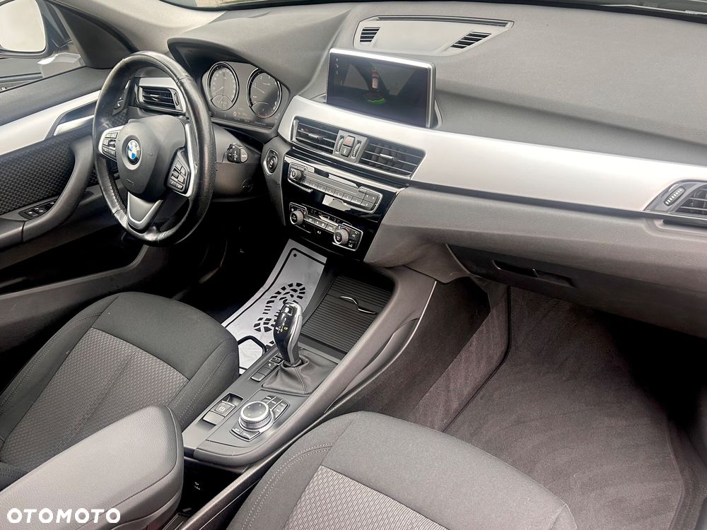 BMW X1 sDrive18d Advantage sport - 26