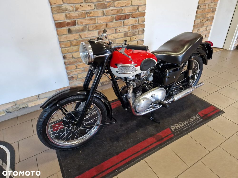 Triumph Speed Twin - 13
