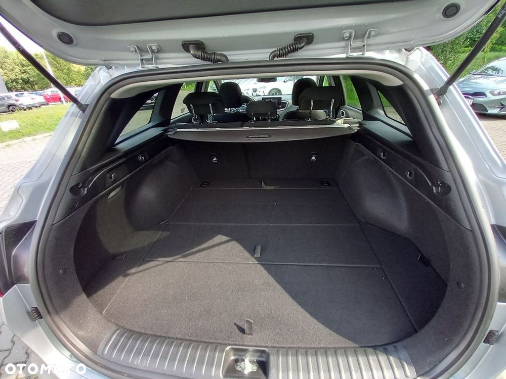 Kia Ceed - 19