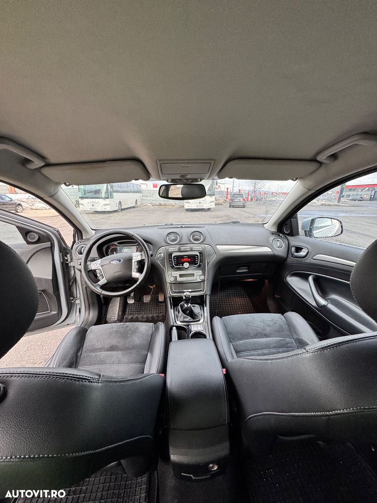 Ford Mondeo 2.0 TDCI Titanium X - 8