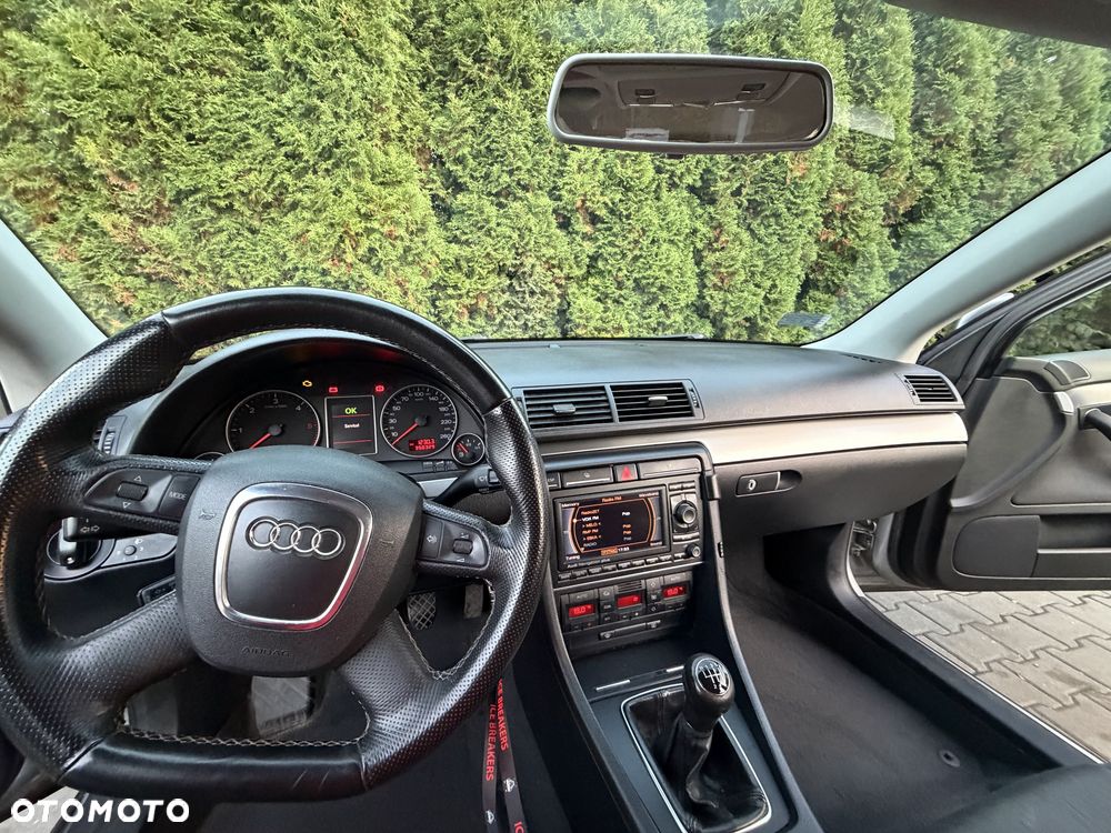 Audi A4 Avant - 6